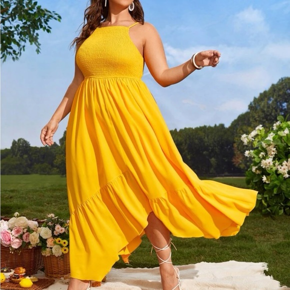 Plus Size Asymmetrical Smocked Cami Dress Yellow - Picture 4 of 6